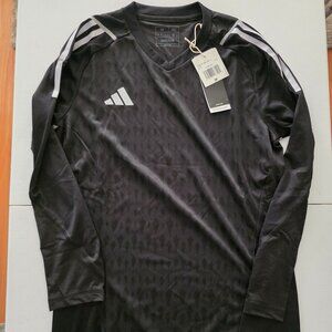 Adidas Black Long Sleeve T23 Jersey